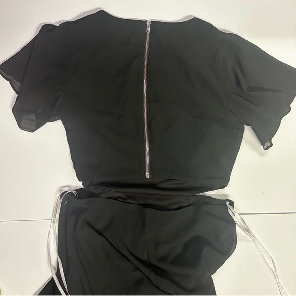 291. Lulu's Black Cutout Maxi Dress Flutter Sleeve - Picture 6 of 6